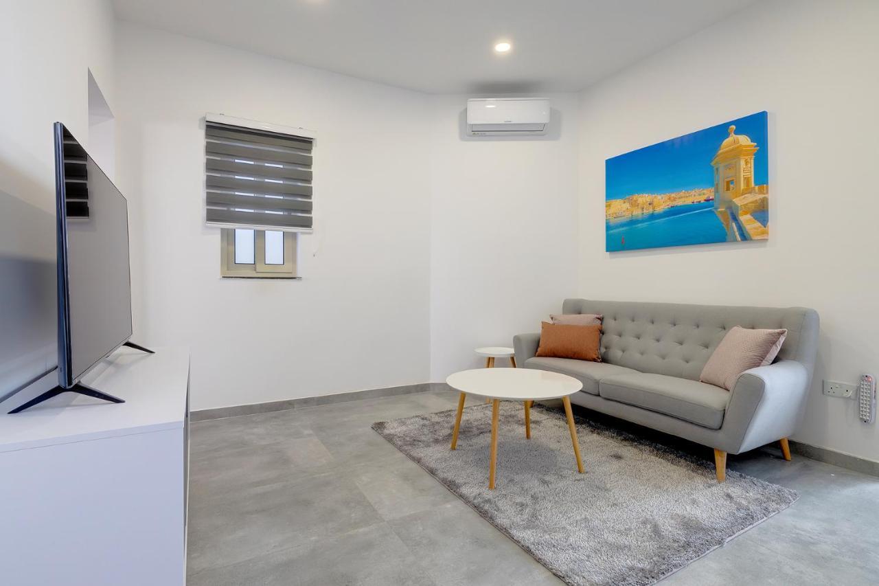 Perfect Location, Modern 2Br Apartment Σλιέμα Εξωτερικό φωτογραφία