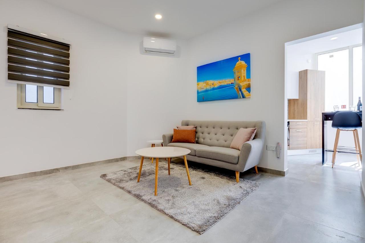 Perfect Location, Modern 2Br Apartment Σλιέμα Εξωτερικό φωτογραφία