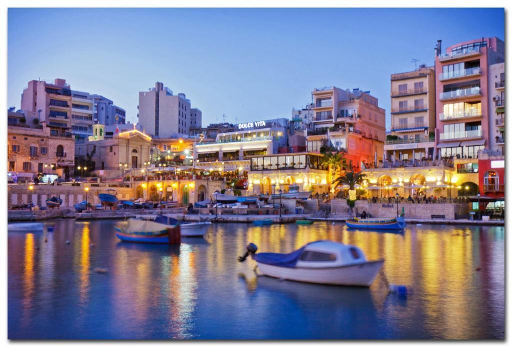 Perfect Location, Modern 2Br Apartment Σλιέμα Εξωτερικό φωτογραφία